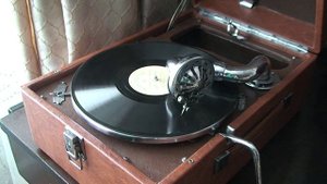 Л и Э  Утесовы  - Дорогие москвичи