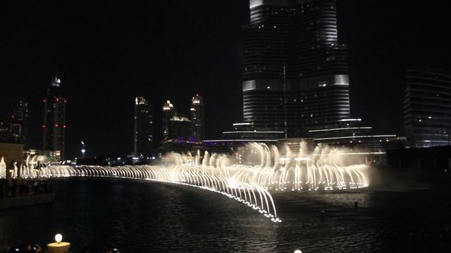 ОАЭ. Фонтан Дубай.