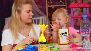 ЭКСПЕРИМЕНТ С СОДОЙ ДЛЯ ДЕТЕЙ | С ЧЕМ РЕАКЦИЯ БЫСТРЕЕ ? УКСУС ИЛИ ЛИМОННАЯ КИСЛОТА ?