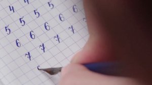 Обучение письму. Образцы написания цифр, оформления примеров и задач. 1 класс