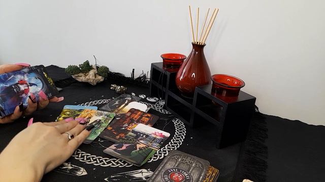 4 Королевы: Кто о Вас Мечтает?!. смотреть онлайн