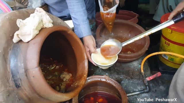 Sher Muhammad Siri Paye, Ghanta Ghar Street Food Peshawar | Peshawari Nashta | Peshawari Siri Paye
