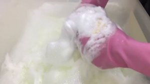 ASMR SPONGE SQUEEZING - Lotus’s Green Apple Multipurpose Cleaner 🍏💚🐑