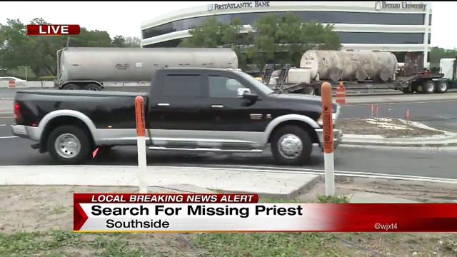 Search for missing priest смотреть онлайн