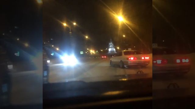 Дрифт Сургут валим боком опять кольцо ленина!!! Марк лаурель и Семёновна ! смотреть онлайн