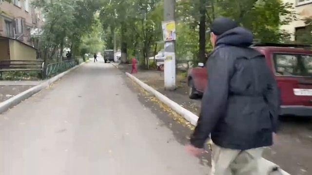 Прилюдная кража. Реакция прохожих. Пранк. Социальный эксперимент смотреть онлайн