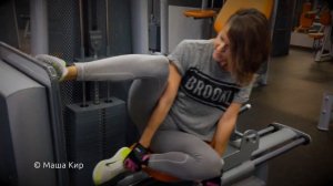 Жим платформы одной ногой, сидя на боку