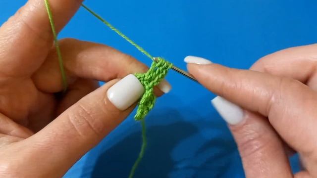 Бутон роза крючком с листочками. Цветы крючком. Вязание крючком Как связать цветок #MagichookCroche