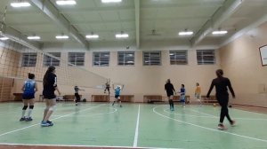 Волейбол, упражнение - приём мяча в доигровке