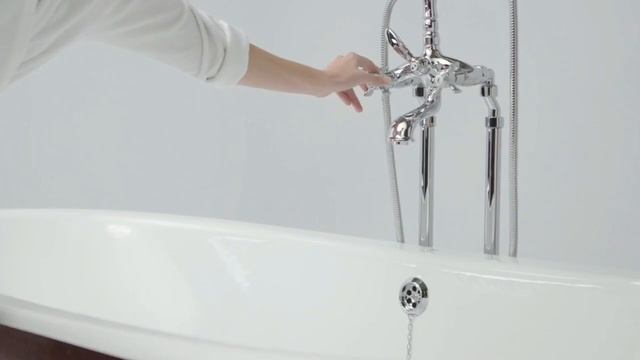 Чугунные ванны от Roca