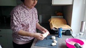 Влоги из Германии????/Завтрак?/Пирожки с мясом?/ Браслет из магнита?/Обед