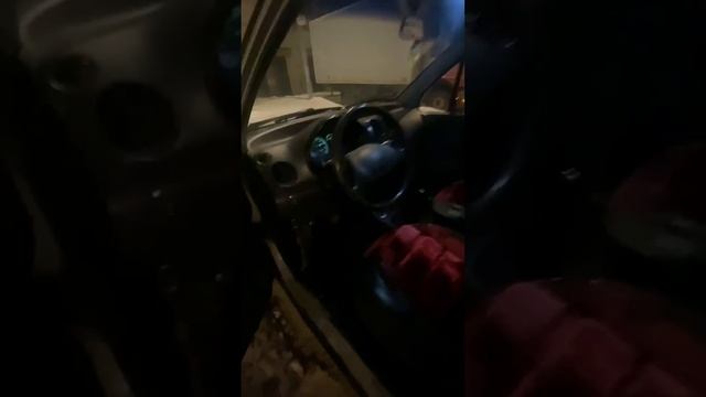 в рамках подбора под ключ посмотрели Daewoo Matiz пробег 136.000 км полностью в родном окрасе