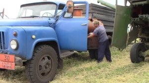 Топливозаправщик ГАЗ 52 заправка комбайнов