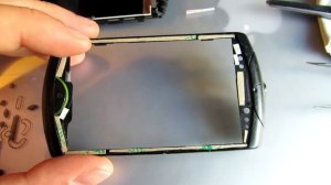 Замена тачскрина на телефоне Sony Ericsson WT19i/Replacing the touchscreen on my Sony Ericsson WT19
