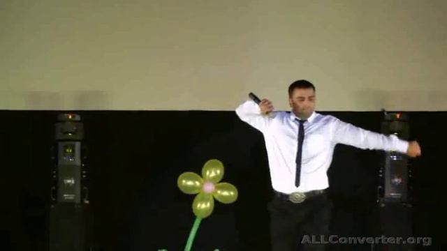 Артур Халатов - а я молод и красив.mp4 смотреть онлайн