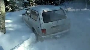 Нива на Каме и-511 в зимнем лесу 2.