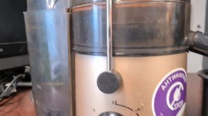 Соковыжималка Scarlett SC-JE50S34