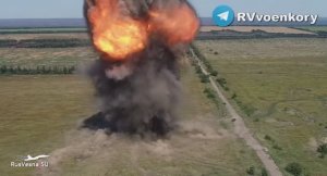 ??3 тонны в тротиловом эквиваленте: Мощным взрывом российские саперы уничтожили обезвреженные боеп