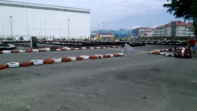 Гонки! смотреть онлайн