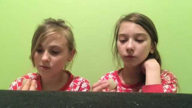 Пробуем экзотический фрукт рамбутан