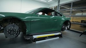 Wrappen Porsche 911 S/T naar Britisch Racing Green