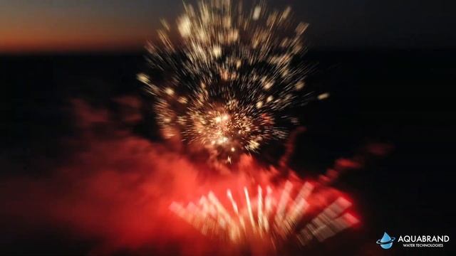 Фонтаны На Озере
