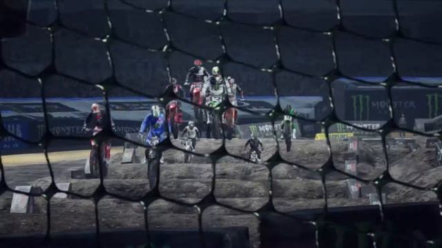 Monster Energy Supercross 4 - The Official Video Game смотреть онлайн
