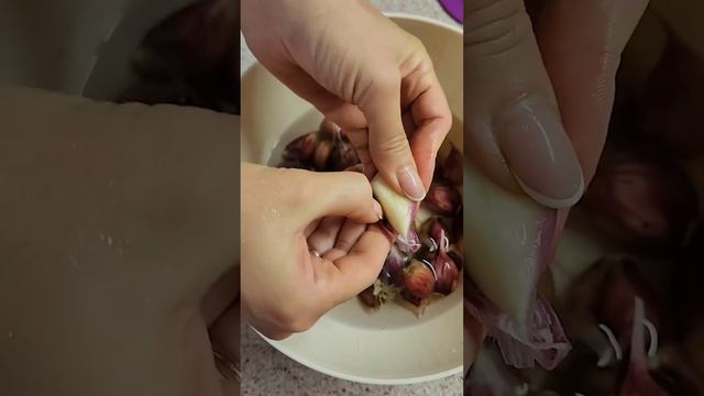 Чистим чеснок быстро и просто