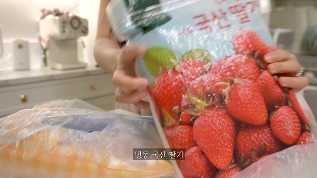 ENG)?돼지고기 김치찜과 크랩 에그 샌드위치 만들고 김밥 비빔밥 만드는 자취 일상, 가족과 보낸 하루,차돌 비빔면, 오이고추 된장무침,치즈스틱,날치알밥,순두부찌개, 김굽기,지파