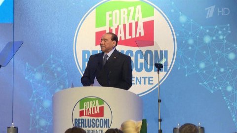 Сильвио Берлускони намерен вернуться в политику