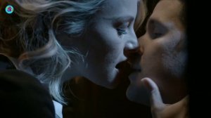 монашка заставляет заняться се*сом парня