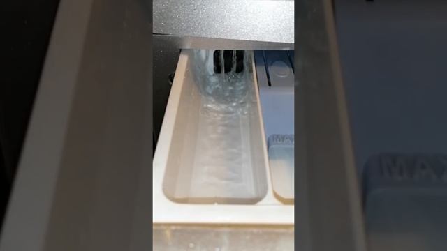 DAEWOO washing machine fill with water in slow motion