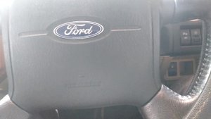 Ford Everest 2.5 TDCI 4x2 A/T 2011 - Review Indonesia