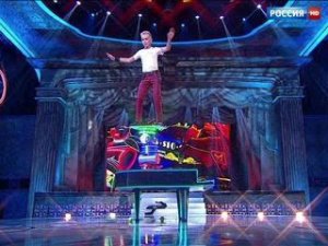 Иван Слипченко. Акробатика - Т. Демчук "Пианист" - Синяя Птица. Сезон 2015