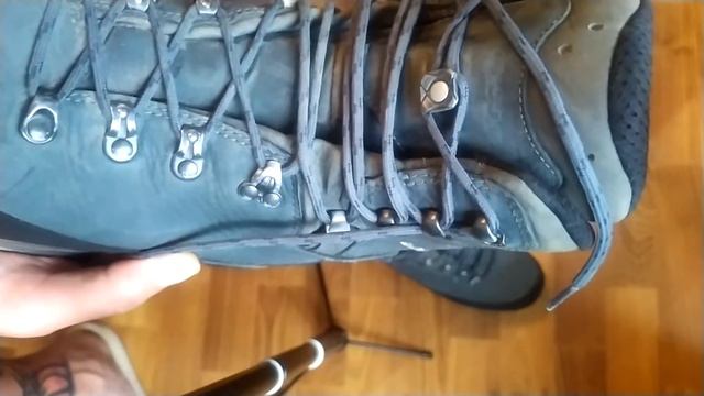 небольшой обзор на ботинки lova Tibet #lova#outdoor#trekking смотреть онлайн