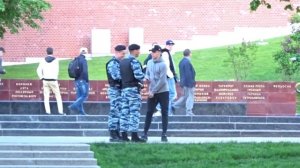 Меня вырубил ПОЛИЦЕЙСКИЙ ! / ЖЕСТОКИЙ ПРАНК НАД ПОЛИЦИЕЙ !
