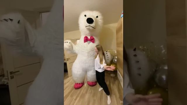 Белый мишка. Поздравление. День рождение девочки смотреть онлайн