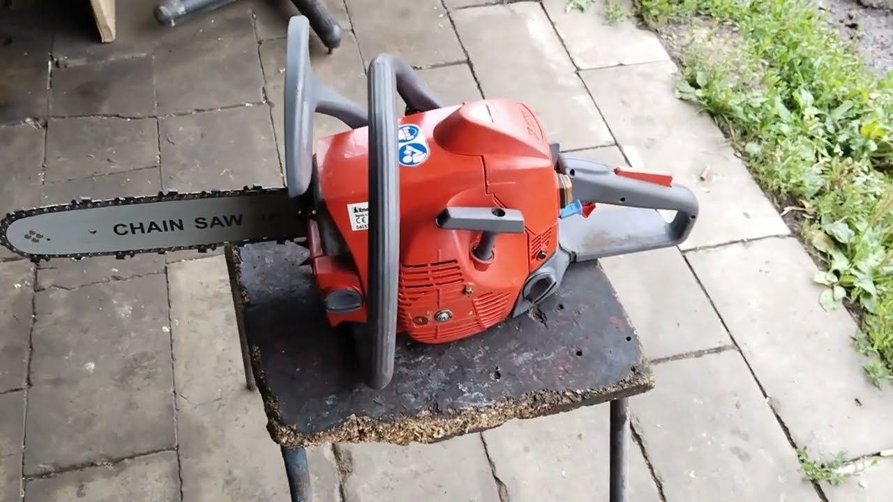 Бензопила efco 136 2005 года Итальянская с амереканским движком