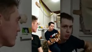 Играю на Гитаре. Честный - Молодая кровь.