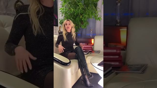 Елена Максимова в Центре Ручная Пластика® / Instagram IG TV видео  2020