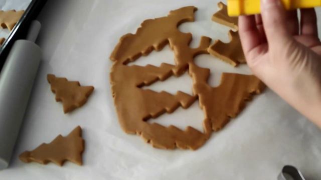 Christmas cookie ( gingerbread)🧑🎄🧑🎄 Yılbaşı kurabiyesi ( zencefilli) 💯🌲🌲#yılbasıkurabiyesi
