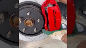 установка двух поршневых крашенных суппортов. на камри v 70