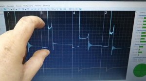 хендай гетц - подтраивает.