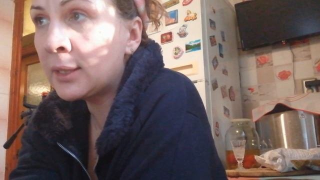 Мужчина в ресторане приставал ко мне при своеей цыпочке и трогал за нос! #трешь #жизньвРоссии