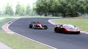 Ferrari F1 2022 vs SSC Tuatara Aggressor 2022 at Imola