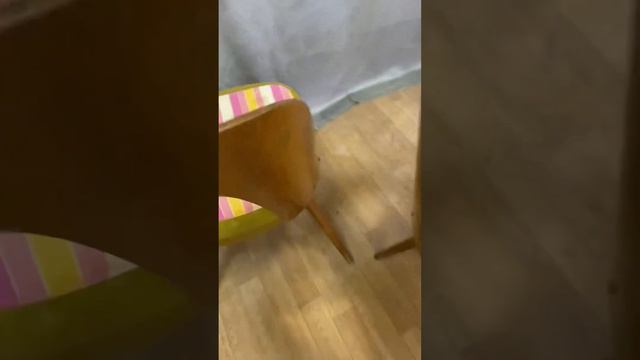 Винтажные стулья «Лебедь» Антонин Шуман смотреть онлайн