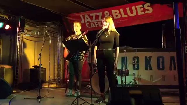 Воздухоплаватальный парк - Кометы (Lola Smolina & Майк) смотреть онлайн