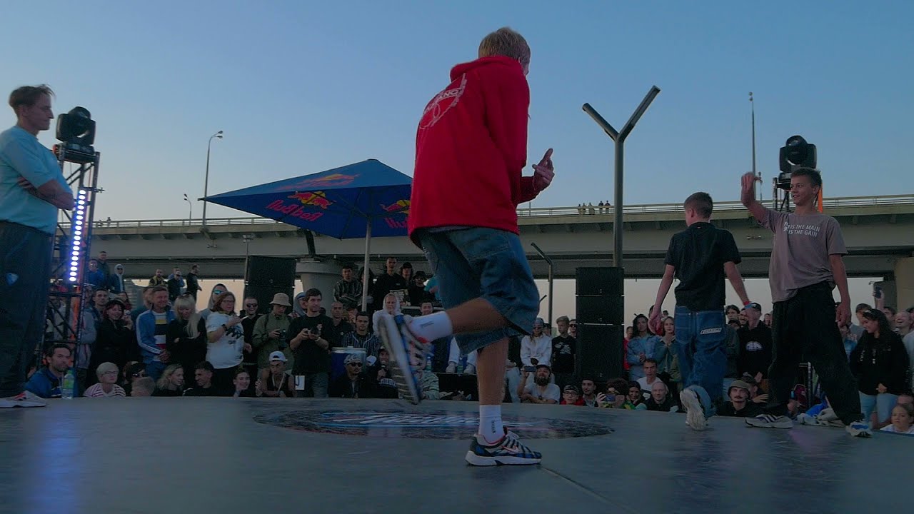 BREAKING 2x2 ↔ Classic Destroyers vs Avrora Bboys ↔ 1'4 ↔ COMBONATION x3 #combonationX3 #bmvideo смотреть онлайн