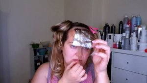 Крашу челку, как у - Dua Lipa. Яркая челка. Контрастное окрашивание челки.