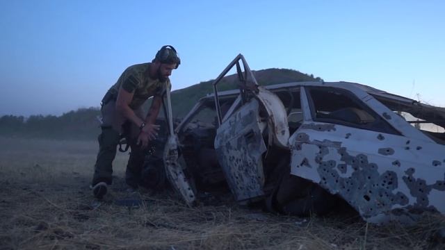 Взрыв машины 7 разными минами/Exploding the car with 7 different mines смотреть онлайн